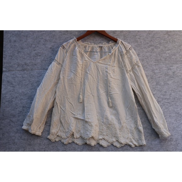 Old Navy Tops - Old Navy Womens Medium White Eyelet Lace Peasant Blouse Cotton Gauze Tassel Top